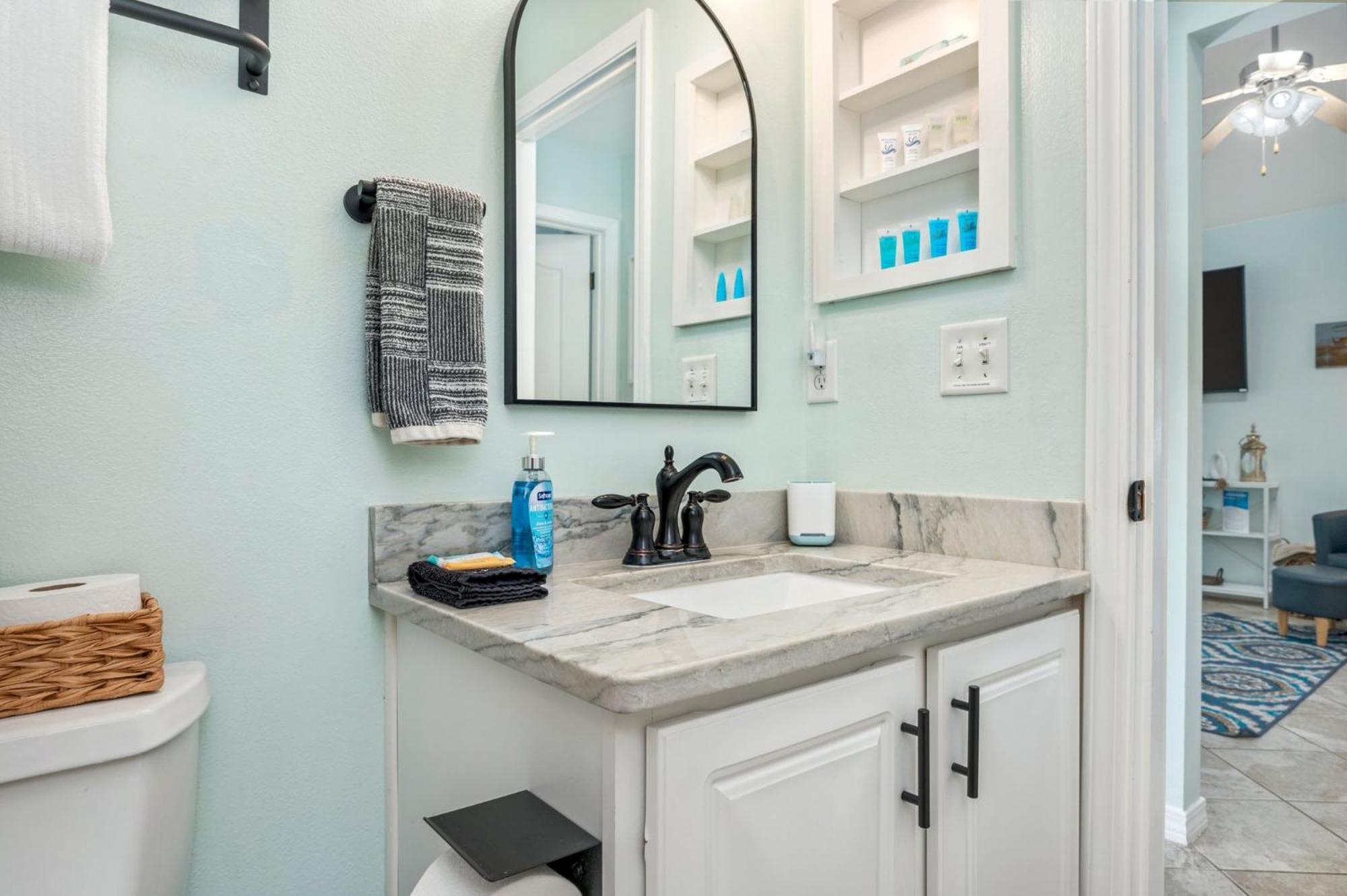 Beautiful Pet Friendly Home! Tropical Pool, Optional Golf Cart & Pool Heat, Minutes To Beach Destin Bagian luar foto