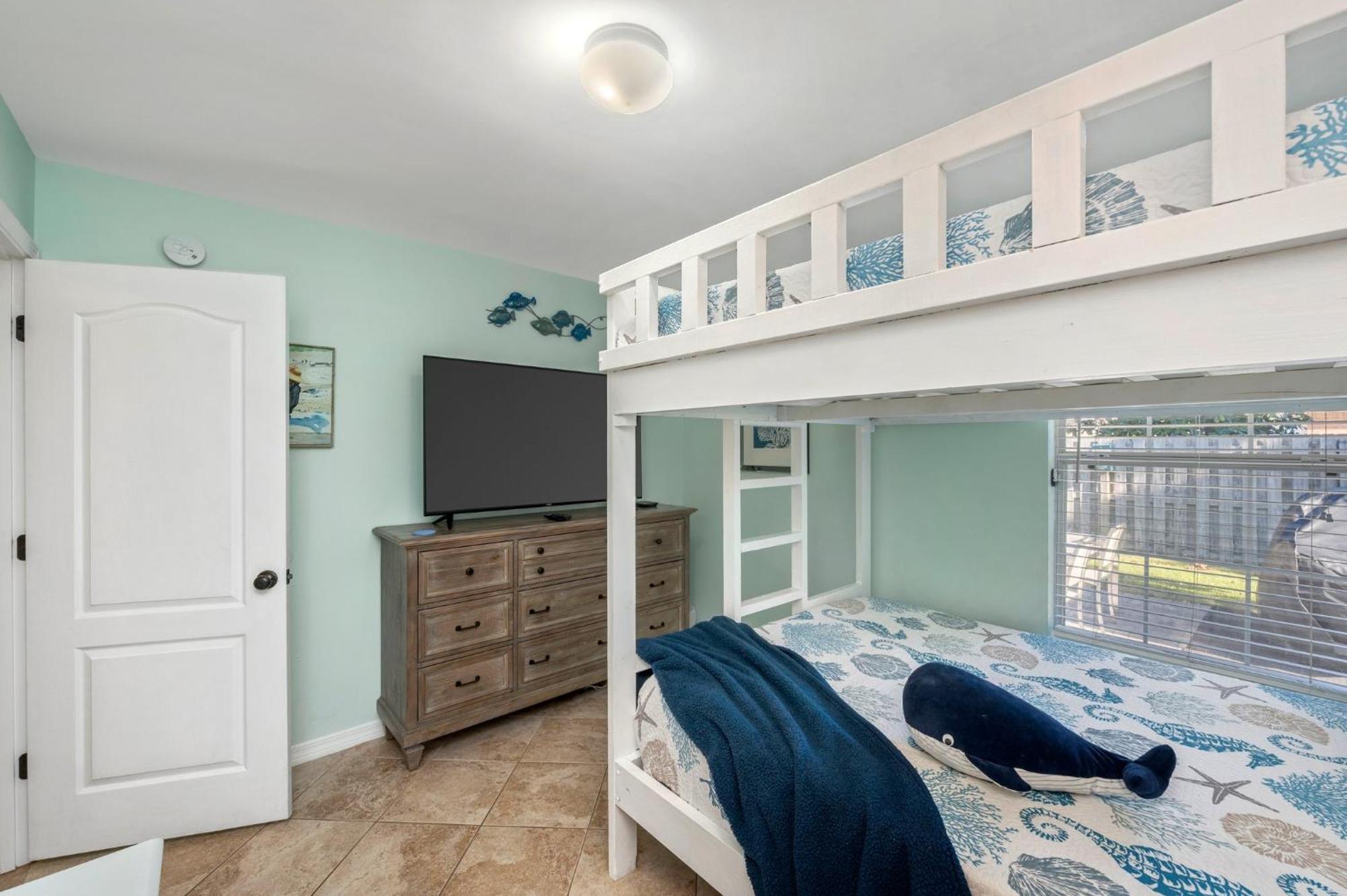 Beautiful Pet Friendly Home! Tropical Pool, Optional Golf Cart & Pool Heat, Minutes To Beach Destin Bagian luar foto
