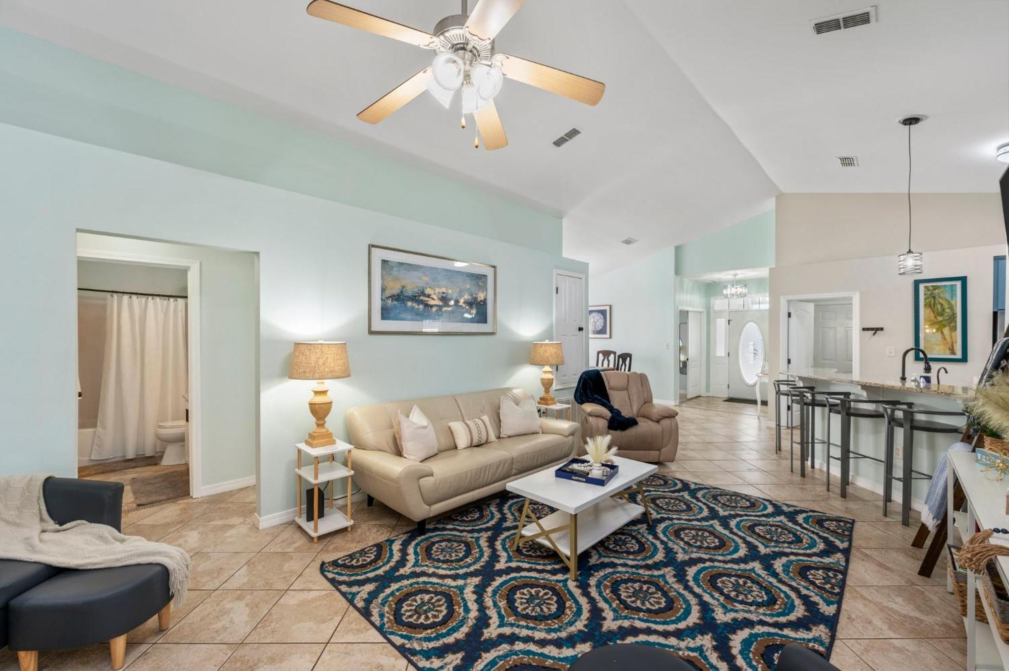 Beautiful Pet Friendly Home! Tropical Pool, Optional Golf Cart & Pool Heat, Minutes To Beach Destin Bagian luar foto